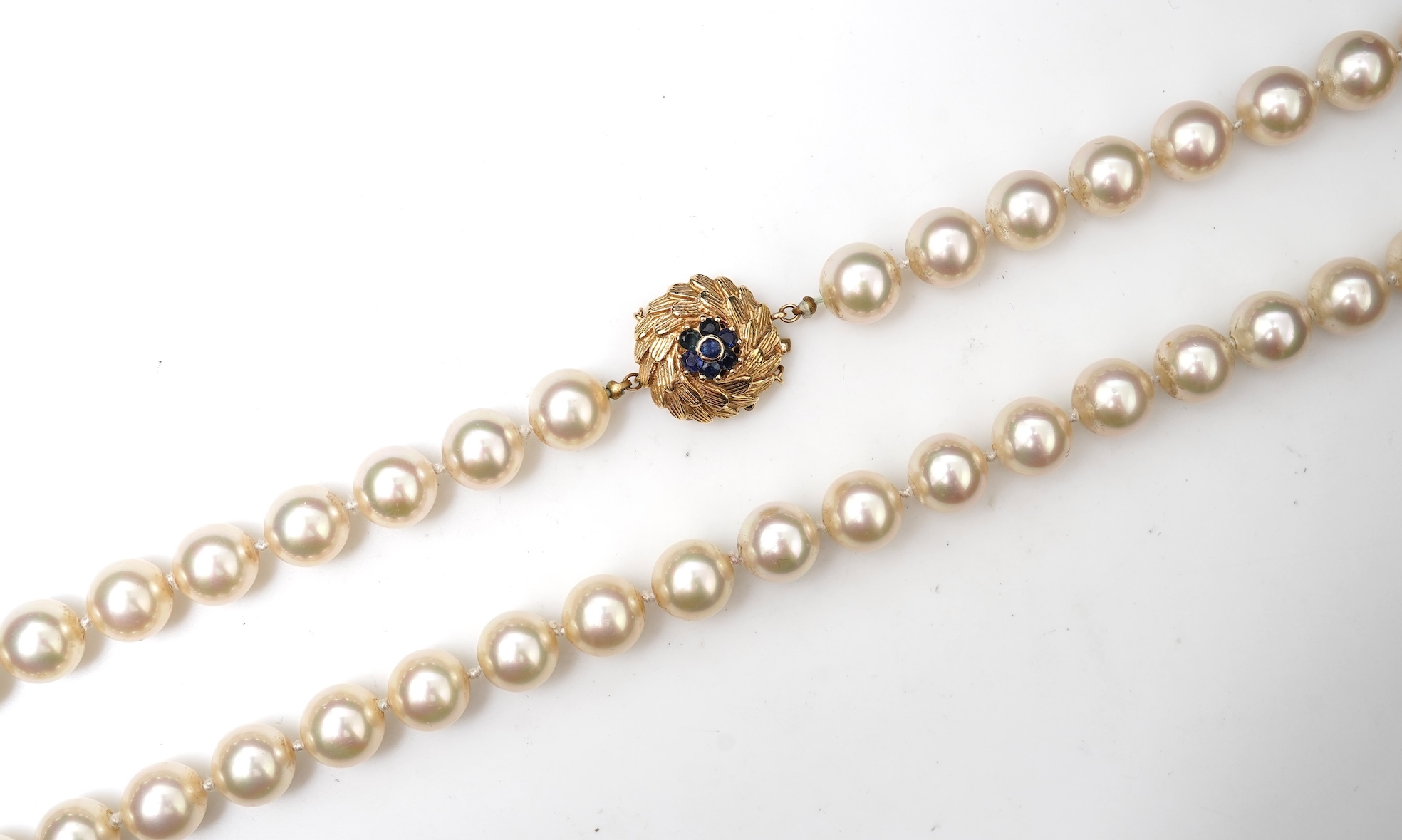 A simulant pearl, gold and sapphire necklace, 1960s